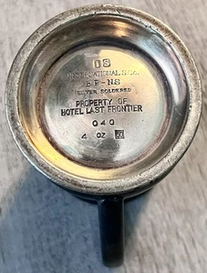 Vintage Hotel Last Frontier Las Vegas Restaurant Milchkännchen Silber Teller - Bild 1 von 4