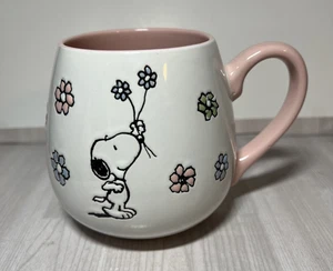Peanuts Snoopy & Flowers White & Pink 20 oz Mug  4" Tall - Picture 1 of 6