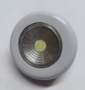LED Klebeleuchte - touch - Unterbau - 70lm - Nachtlicht - Klebe Lampe - weiss - Bild 1 von 1