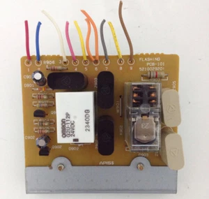 Relé de PCB Tascam 22-2 101 5210029200 S71 - Imagen 1 de 1