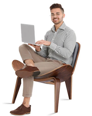 Trípode con acento lateral Shell sillón de madera contrachapada tapizado imitación cuero negro Foto 1 de 4