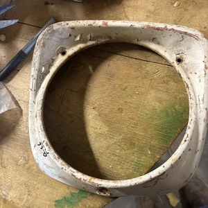 Bisel de faros para Ford F100  - Imagen 1 de 13