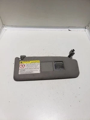 Parasol derecho usado se adapta a: Audi A6 2002 sin iluminación grado derecho A Foto 1 de 4