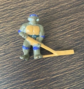 Vintage Remco Toys TMNT Subterranean Sewer Hockey Team Donatello Turtle Figure - Picture 1 of 2
