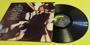 The Tom Jones Fever Zone - London Records - Parrot - 12" Vinyl Record - Foto 1 di 8