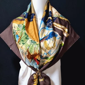 RARE VINTAGE HERMES Silk Scarf "Brise de Charme" Carre 90 by Julia Abadie - Picture 1 of 14