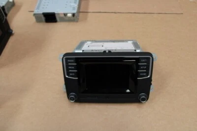 VW T6 Beetle Amarok Composition Color Colour Radio MIB2 DAB 1K8035150 B - Bild 1 von 4