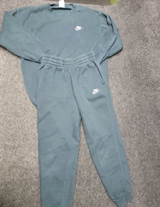 Nike Sportswear Tracksuit Boys Large Green White Fleece Crew Neck Sweat Pants - Picture 1 of 10