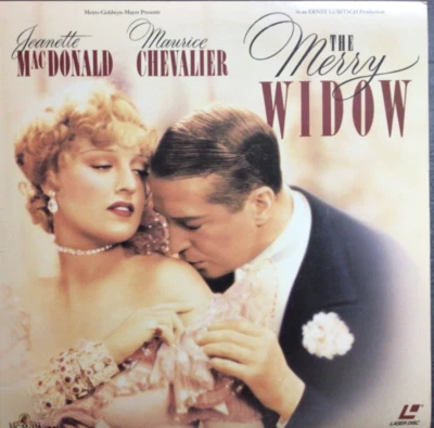 THE MERRY WIDOW - Jeanette MacDonald - LASERDISC - NRMT!!! - Image 1 of 4