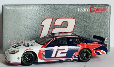 Team Caliber Jeremy Mayfield #12 MOBIL-1   2000 Ford Taurus 1:24 Scale - Image 1 of 4
