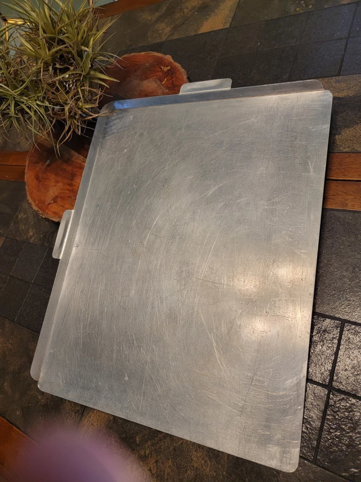 Vtg RARE Reynolds Aluminum Baking Sheet 16 X 14 With Side Lip Handles - Image 1 of 3
