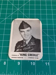 Elvis Presley - King Creole Card RP forma molto scarsa + scritta sul retro - Foto 1 di 7