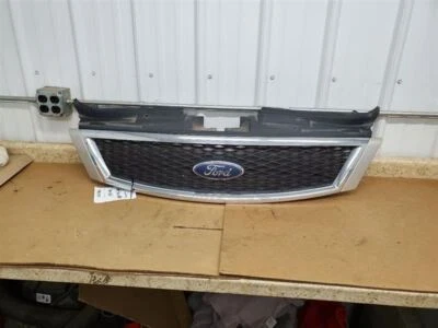 Grille Chrome Surround With Painted Ends Fits 05-06 FIVE HUNDRED 281190 - Imagem 1 de 4