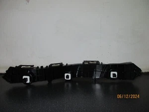 Toyota Yaris Rear Left Bumper Bracket 525760D470 - Picture 1 of 4