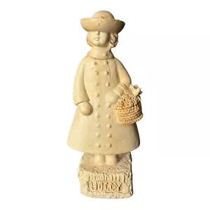 Holly Flower Girl Figurine - Picture 1 of 5