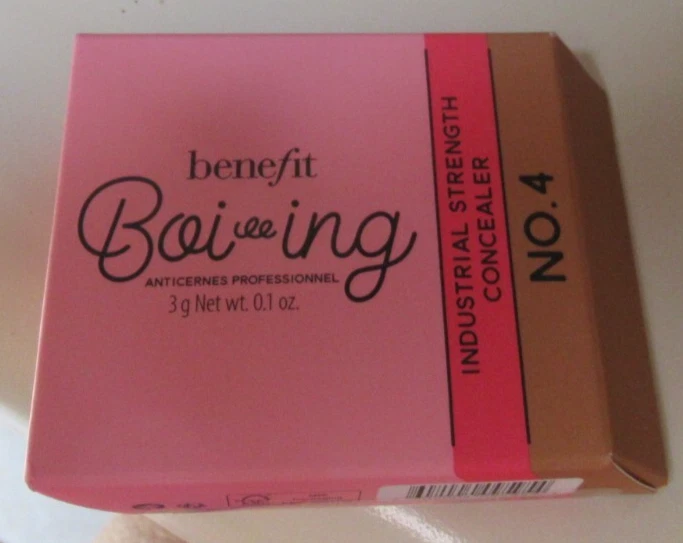 BENEFIT COSMETICS Boi-ing Industrial Strength Concealer Shade 04 Full Size