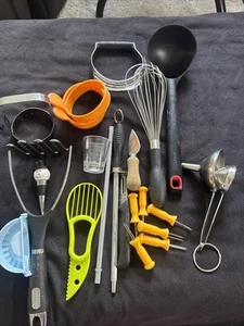 Lot Of Kitchen Items Ladel, Whisk, Masher, Peeler, Cob Holders - Picture 1 of 15