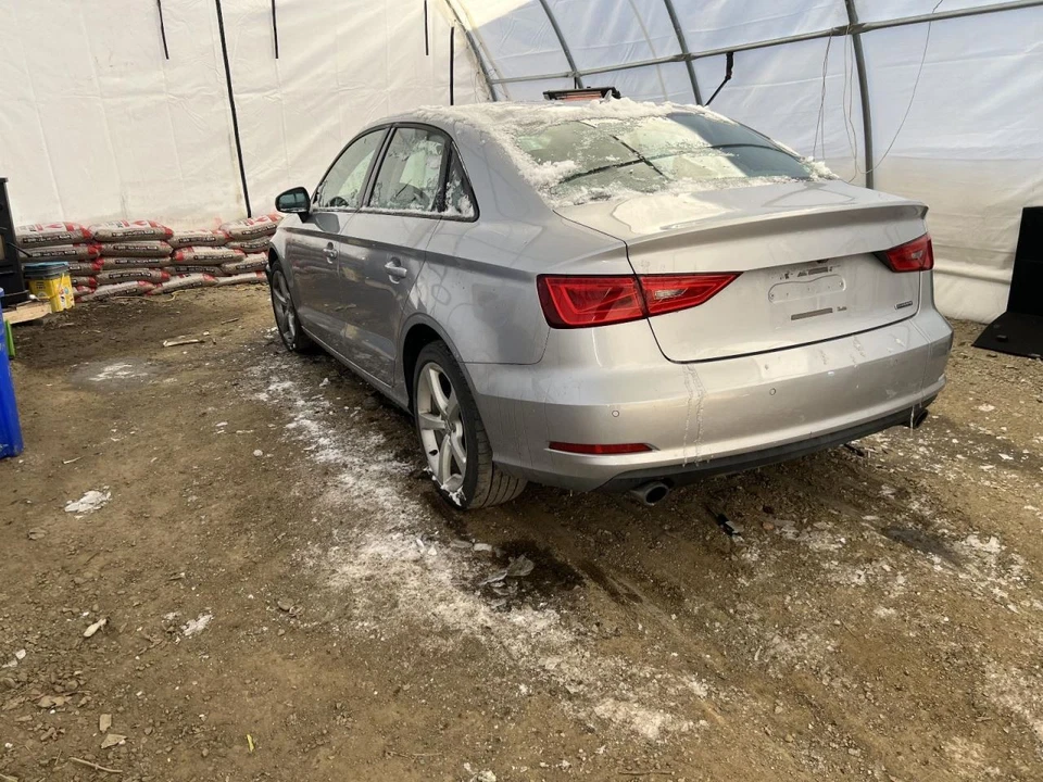 Purificador de aire VIN E quinto dígito compatible con 15-20 AUDI A3 190997 Foto 1 de 4