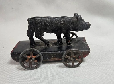 Antique Cast Iron Metal PIG Penny PULL TOY - 3" long - Image 1 of 4