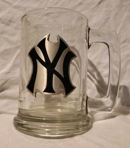 New York Yankees MLB Baseball Zinn Logo auf Glas Bierkrug mit schwerem Boden 12 Unzen - Bild 1 von 7
