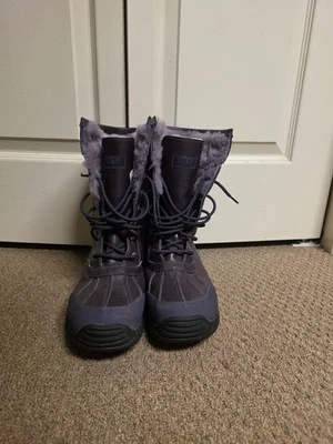 Botas femininas UGG Adirondack II couro e shearling tamanho 12 - Imagem 1 de 4