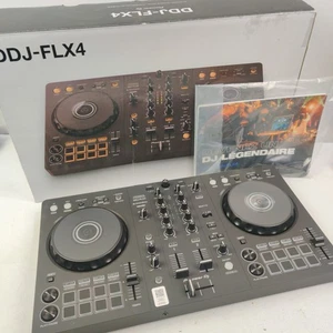 Pioneer DJ DDJ-FLX4 2-deck rekordbox and Serato DJ Controller - Graphite - Picture 1 of 5