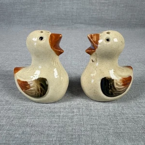 Vintage anatroccolo sale pepe shaker Giappone 1,75" piccolo simpatico set di anatre bambino - Foto 1 di 7