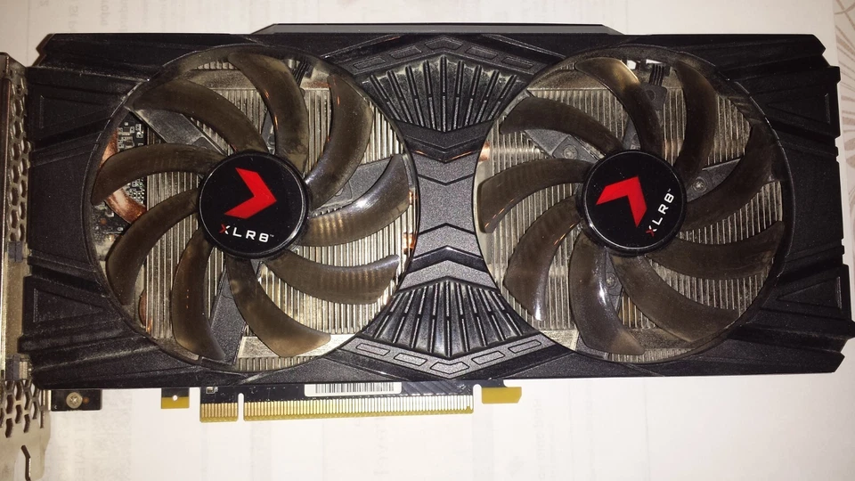 PNY GeForce nvidia RTX 2060 6GB XLR8 Gaming Overclocked GDDR6 (peu servi) - Image 1 of 3