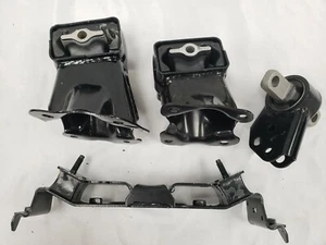 Engine Mounts, Trans. Mount & Differential Mount 4PCS For Jeep Commander V8-4.7L - Bild 1 von 7