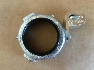 Hubbell Raco 1216, buje de conducto de 1-1/2", lengüeta de puesta a tierra, hierro maleable - Imagen 1 de 8