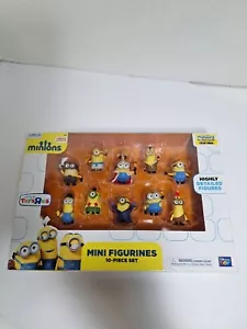 NEW Minions 10-Piece Mini Figurines Toys-R-Us Exclusive Boxed King, Pirate, Vamp - Picture 1 of 6