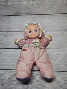 Muñeca de colección Playskool My Very Soft Baby-cara de vinilo, chirrido, flores rosas, 1999 - Imagen 1 de 14