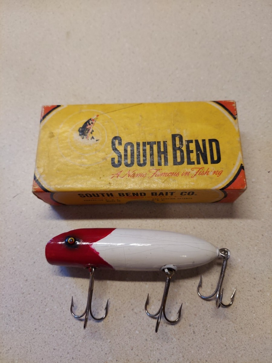 South Bend Wooden Vintage Fishing Lures with Original Box South Bend Wooden Vintage Fishing Lures with Original Box
