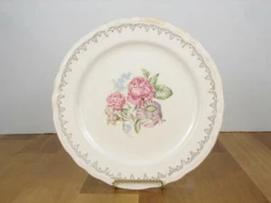 Vintage Edwin M Knowles Semi Vitreous Pink Flowers With Gold Trim 10" Plate - Picture 1 of 4