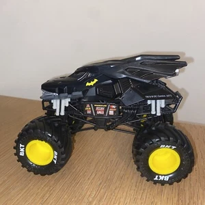 Batman Monster Truck 1:24 Diecast DC Comics Hot Wheels - Picture 1 of 5