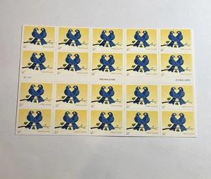 USA Scott 3976a Complete Self Adhesive Pane, 39¢ True Blue Love (NDN) #61 - Picture 1 of 2