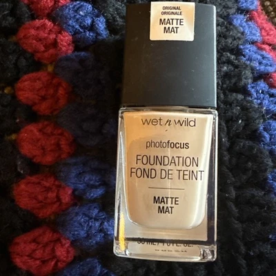 Wet N Wild Photo Focus Foundation MATTE 362C Soft Ivory - Image 1 of 4