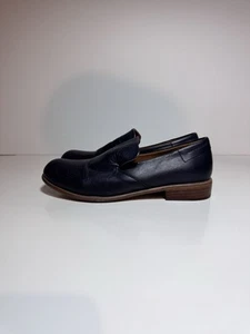 Bueno Dark Blue Leather Slip On Flats Loafers Size 37 BNWOB - Picture 1 of 9