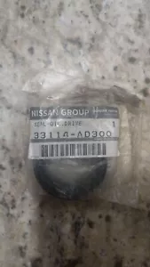 New OEM Genuine Nissan Infiniti Transfer Case Seal 33114-AD300 33114AD300 - Foto 1 di 1