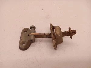 PORSCHE 944 924S 968 RIGHT PASSENGER SIDE DOOR STOP HING GUIDE BRACKET *sp - Foto 1 di 4