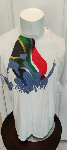 FIFA 2010 World Cup South Africa Short Sleeve T Shirt Large White Cover
