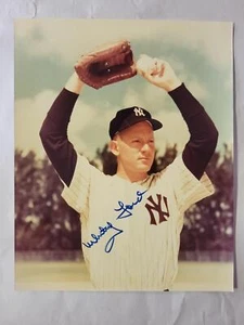 Whitey Ford ~ HOF ~ New York Yankees ~ 8x10 Signed Autographed Photo ~ MLB Auto - Picture 1 of 3