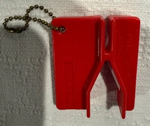 Lansky Mini Crock Stick mit Schlüsselanhänger Mini Anspitzer Keramik Wetzstäbe - Rot - Bild 1 von 5
