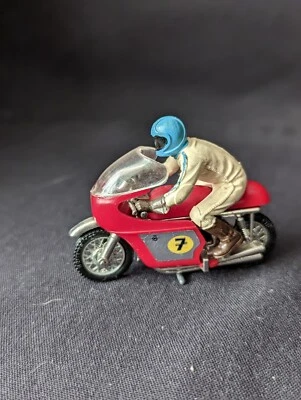 Britains MV AGUSTA Racing cycle Model #9678 1/32 scale - Image 1 of 4