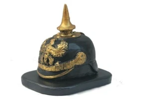 Prussian helmet-press paper on base (French manufacture) 📌4a - Picture 1 of 5