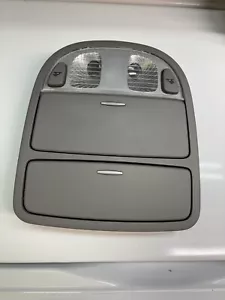 2012 Hyundai Santa Fe Overhead Console Dome Light gray 92800-2BXXX FITS 07-12 - Picture 1 of 9