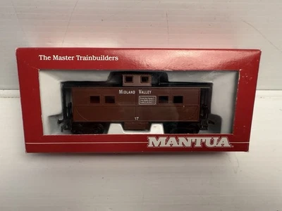 Mantua HO Scale 726-088 Midland Valley Caboose #17 Lightly Used - Image 1 of 3