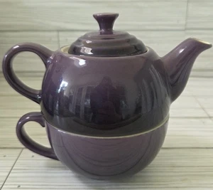 Le Creuset Tea for One Set 10 oz Stoneware Teapot & Cup Cassis Purple Flaw - Picture 1 of 19