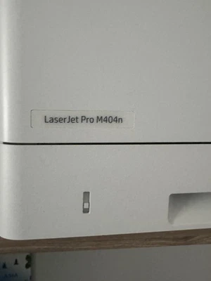 HP LaserJet Pro M404dn Stampante Laser Monocromatica - Bianca - Immagine 1 di 4