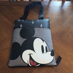 Picnic Time Disney: Mickey Mouse Vista Indoor/Outdoor Picnic Blanket 